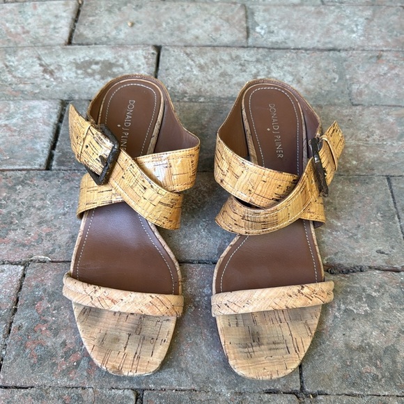 Donald J Pliner cork kitten heel strappy sandals - size 9M - Picture 1 of 6